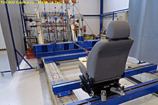 Otočné a výsuvné zařízení sedadla - destrukční zkouška - Test 1 - neodborná montáž 