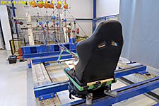 Otočné a výsuvné zařízení sedadla - destrukční zkouška - Test 2 - odborná montáž za použití originálního zařízení! 