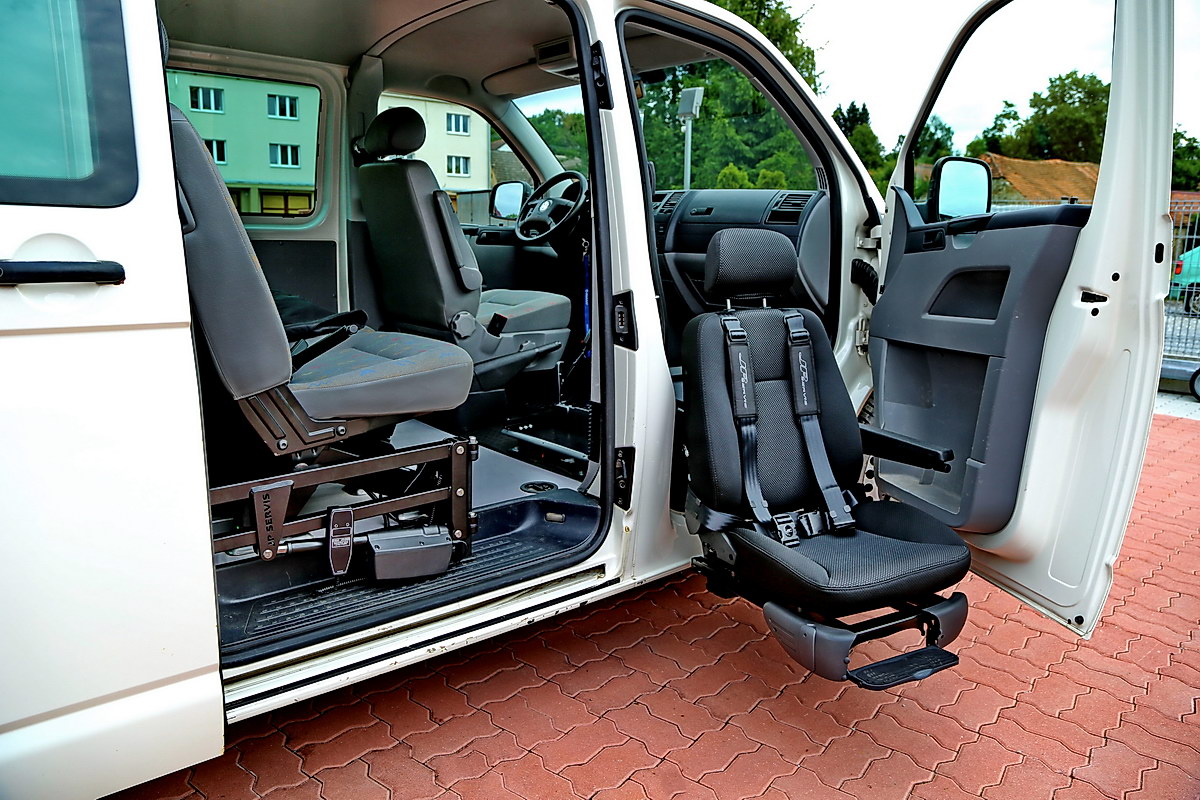 Pomocné univerzální stabilizační pásy - JP Systém ve voze  VW Transporter