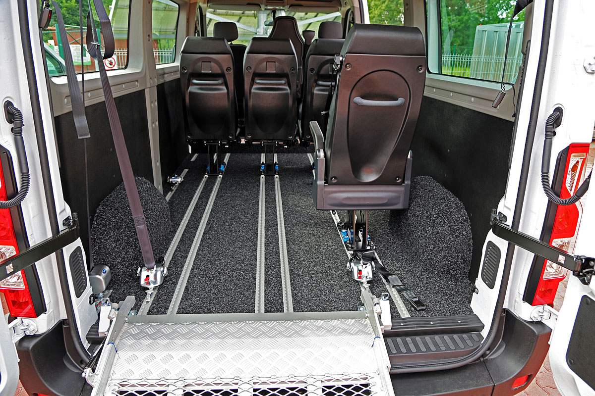 Multifunkční podlahový systém M1 - JP SERVIS ve voze OPEL Movano