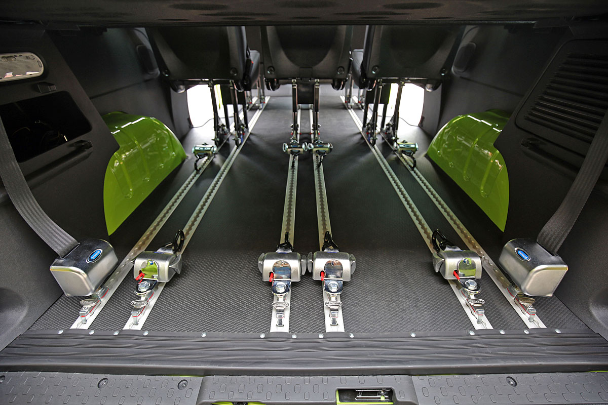 Multifunkční podlahový systém M1 - JP SERVIS ve voze RENAULT Trafic